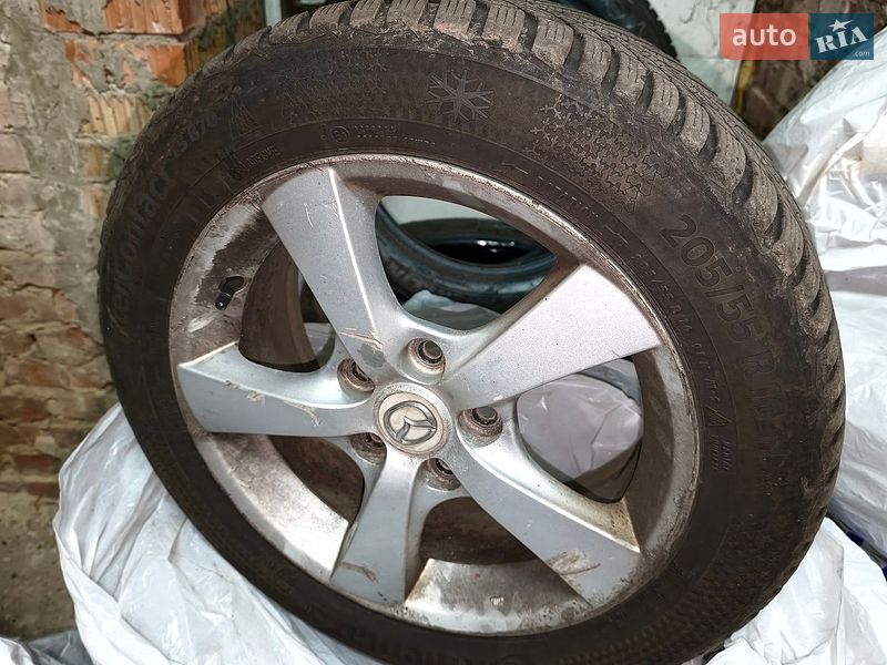 Хэтчбек Mazda 3 2006 в Днепре