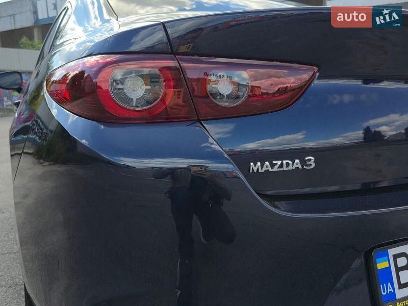 Седан Mazda 3 2023 в Полтаве