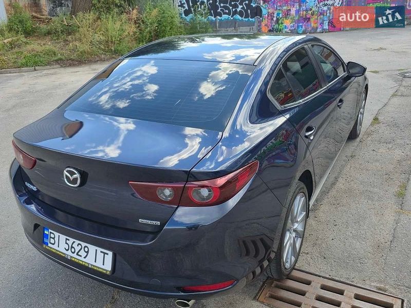Седан Mazda 3 2023 в Полтаве