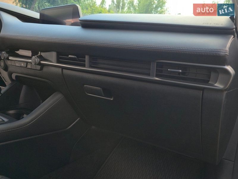 Седан Mazda 3 2023 в Полтаве
