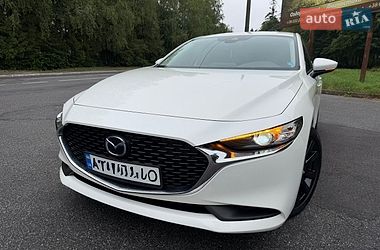 Седан Mazda 3 2021 в Трускавці