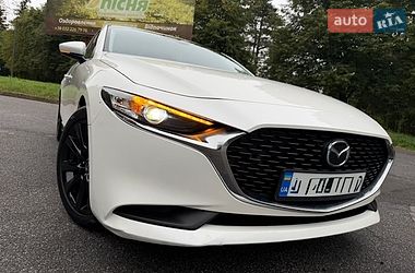 Седан Mazda 3 2021 в Трускавці