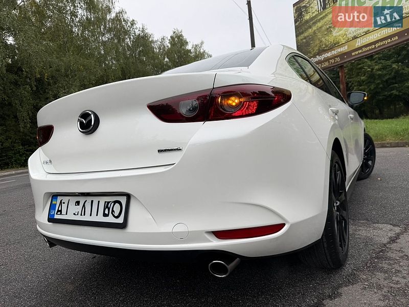 Седан Mazda 3 2021 в Трускавці