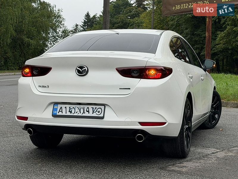 Седан Mazda 3 2021 в Трускавці