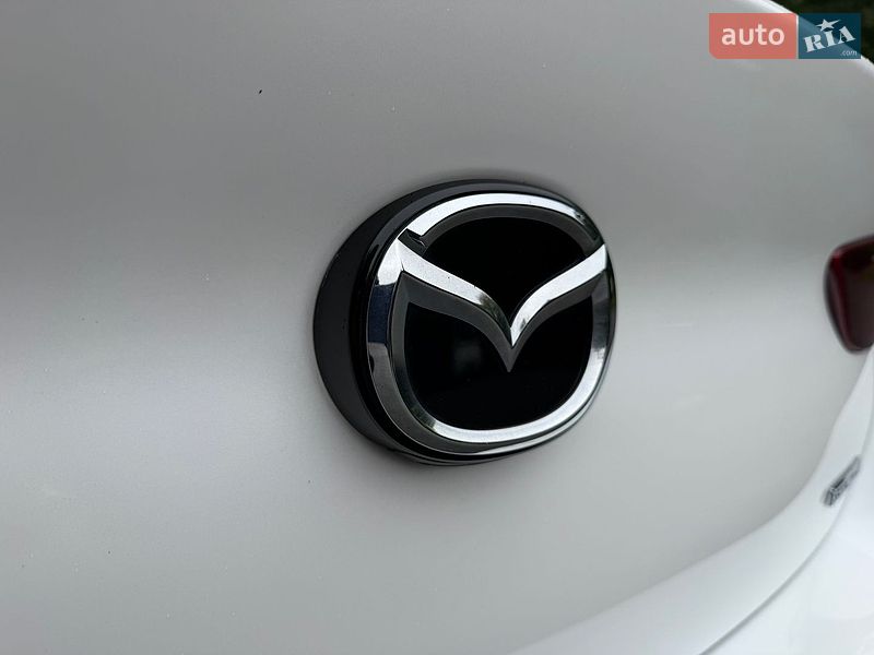 Седан Mazda 3 2021 в Трускавці