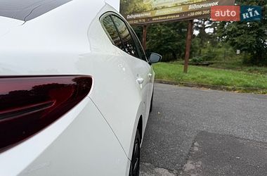 Седан Mazda 3 2021 в Трускавці