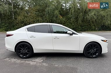 Седан Mazda 3 2021 в Трускавці