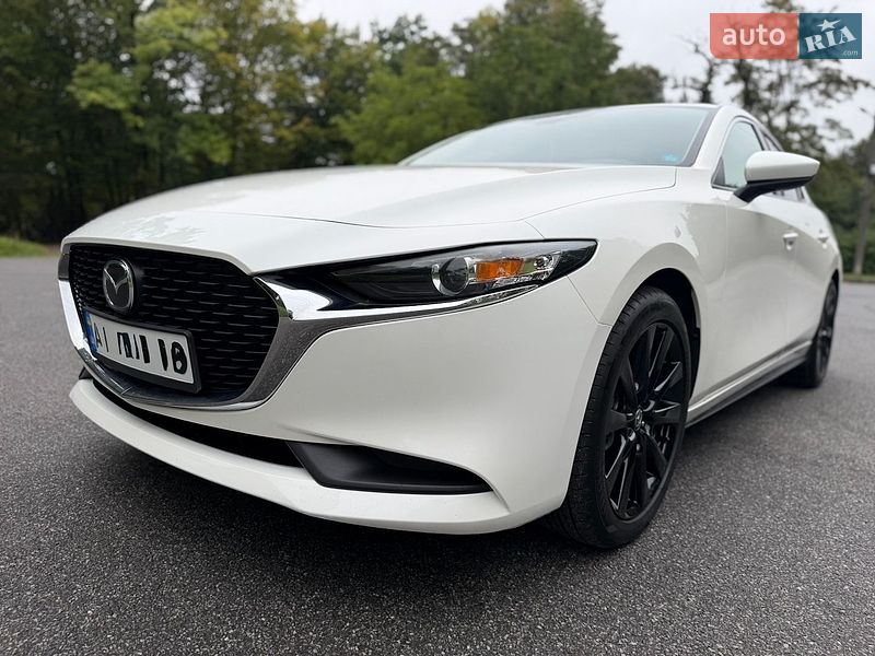 Седан Mazda 3 2021 в Трускавці