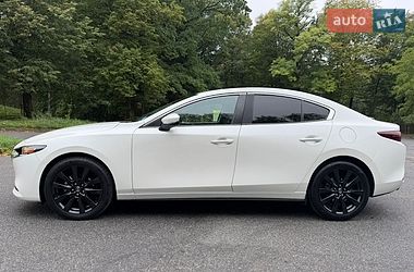 Седан Mazda 3 2021 в Трускавці