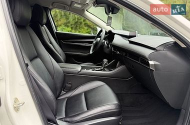 Седан Mazda 3 2021 в Трускавці