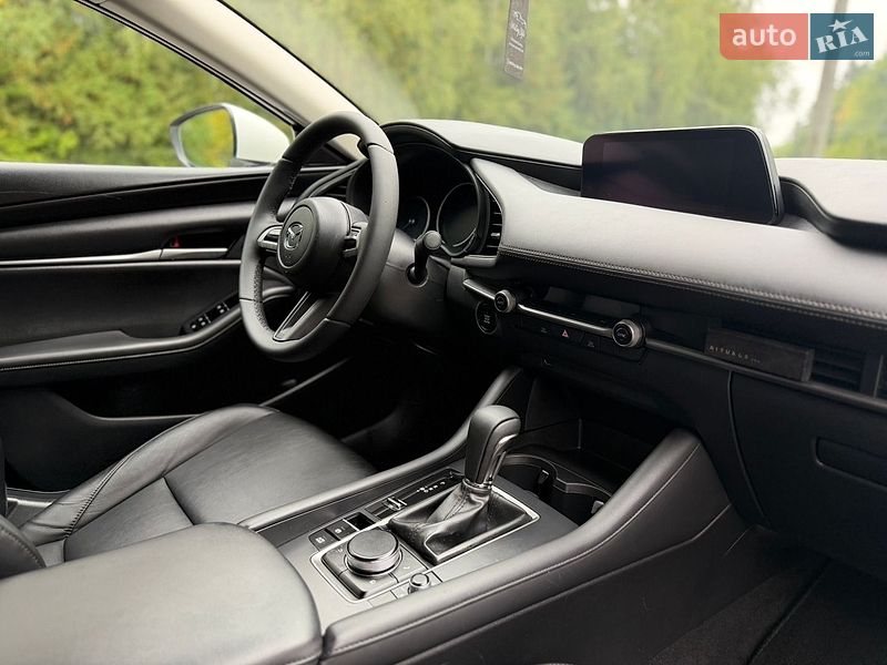 Седан Mazda 3 2021 в Трускавці