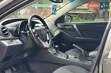 Седан Mazda 3 2012 в Киеве