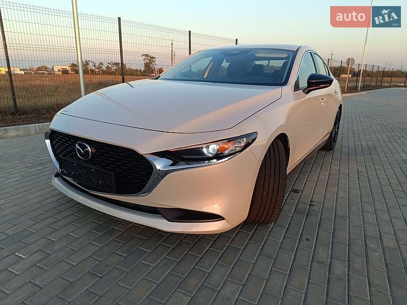 Седан Mazda 3 2024 в Нерубайском