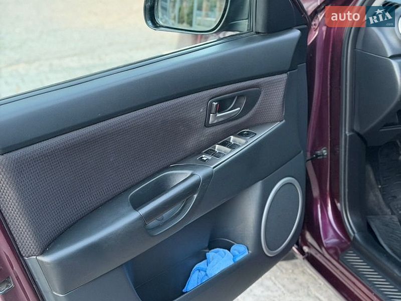 Хэтчбек Mazda 3 2007 в Запорожье