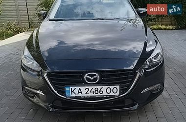 Седан Mazda 3 2017 в Глобине