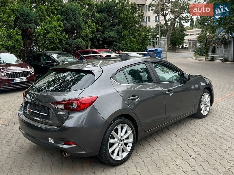 Хэтчбек Mazda 3 2017 в Одессе