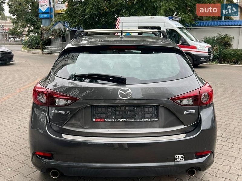 Хэтчбек Mazda 3 2017 в Одессе
