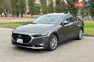 Седан Mazda 3 2019 в Черкассах Седан Mazda 3 2019 в Черкассах
