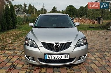 Хэтчбек Mazda 3 2005 в Болехове