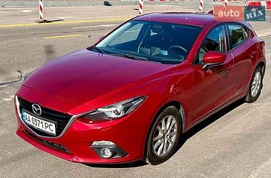Хэтчбек Mazda 3 2016 в Киеве Хэтчбек Mazda 3 2016 в Киеве