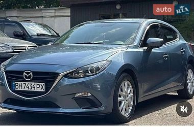 Хэтчбек Mazda 3 2013 в Измаиле