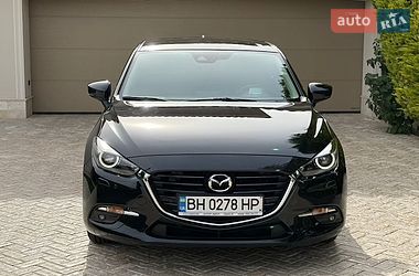 Хетчбек Mazda 3 2017 в Одесі