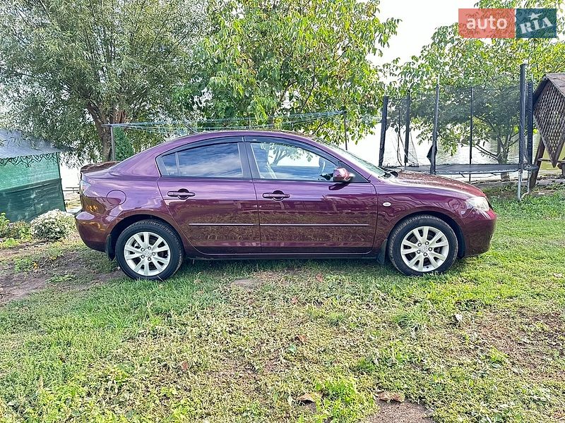 Седан Mazda 3 2007 в Виннице
