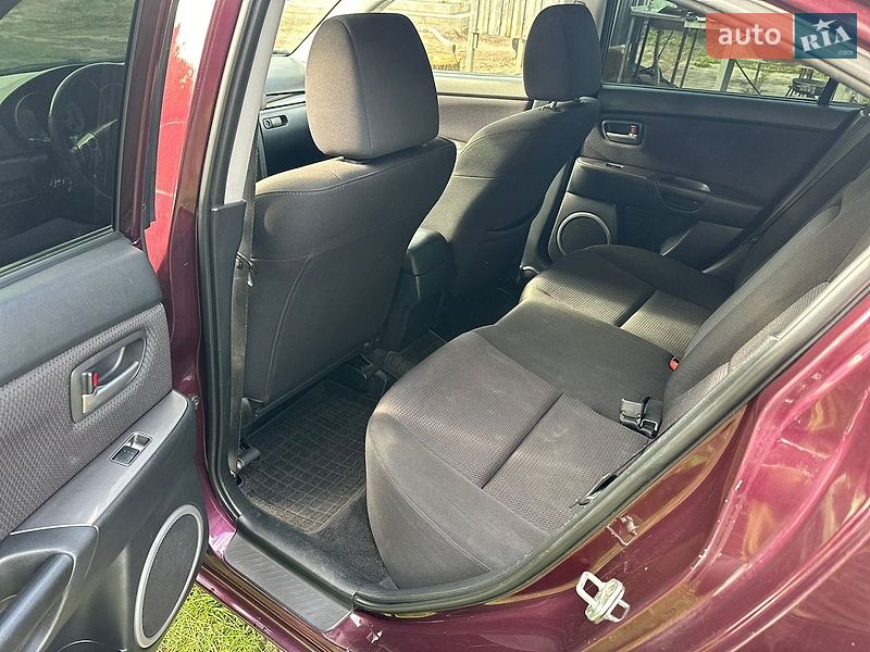 Седан Mazda 3 2007 в Виннице