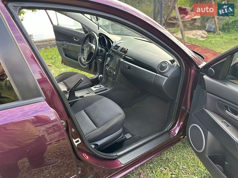 Седан Mazda 3 2007 в Виннице