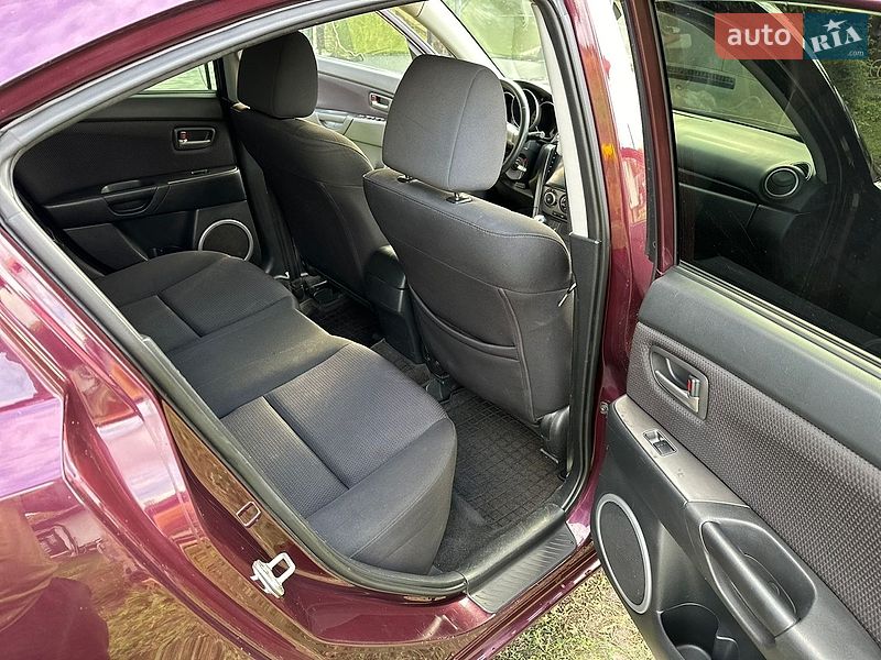 Седан Mazda 3 2007 в Виннице