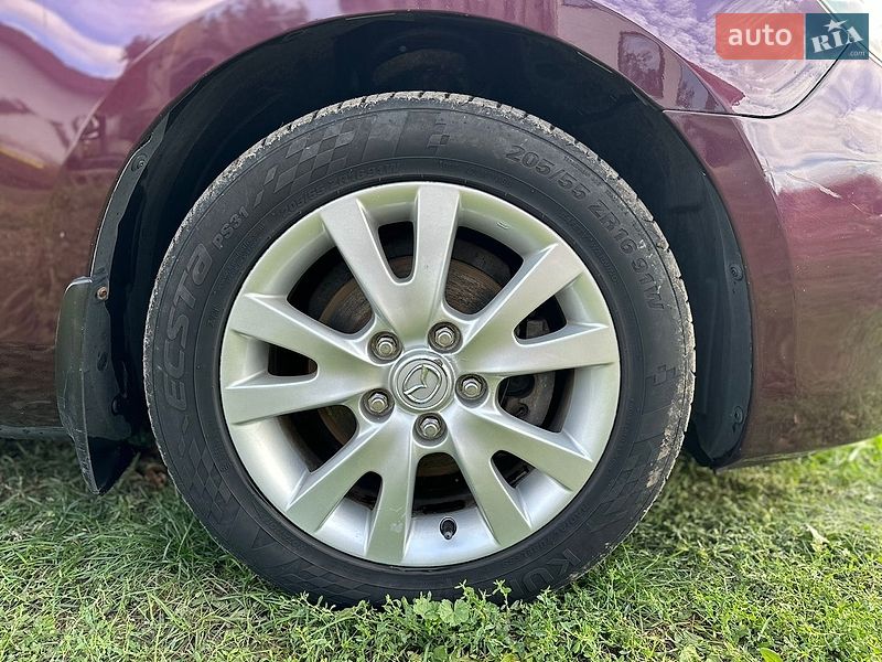 Седан Mazda 3 2007 в Виннице