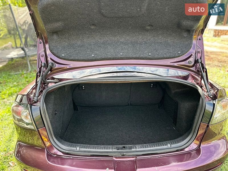 Седан Mazda 3 2007 в Виннице