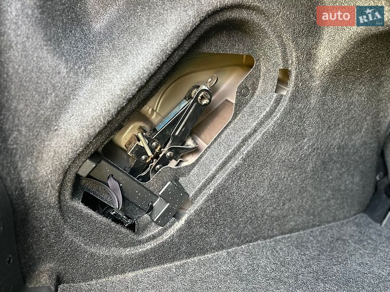 Седан Mazda 3 2007 в Виннице