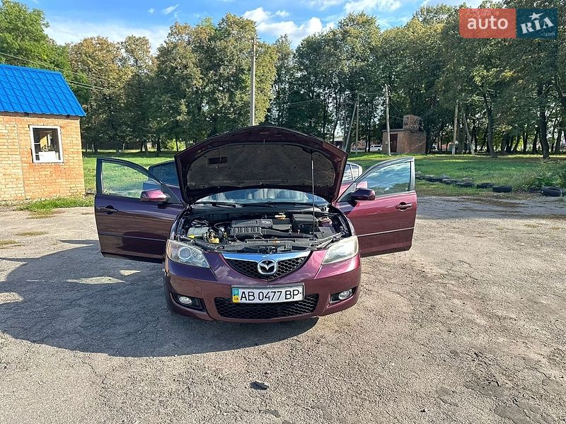 Седан Mazda 3 2007 в Виннице