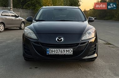 Седан Mazda 3 2012 в Киеве