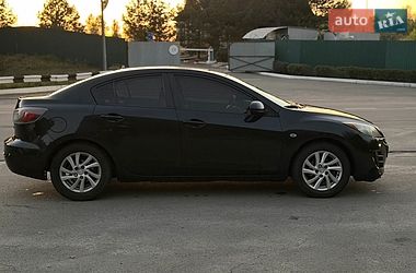 Седан Mazda 3 2012 в Киеве