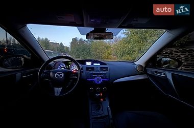 Седан Mazda 3 2012 в Киеве