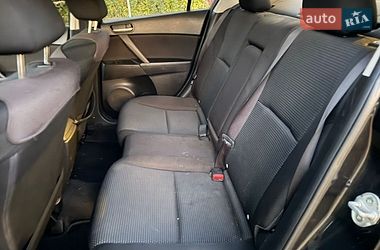 Седан Mazda 3 2012 в Киеве