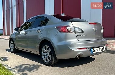 Седан Mazda 3 2013 в Дніпрі фото 4 Седан Mazda 3 2013 в Дніпрі