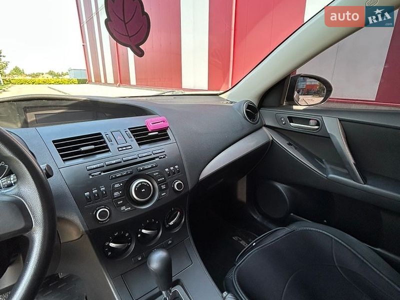 Седан Mazda 3 2013 в Дніпрі фото 11 Седан Mazda 3 2013 в Дніпрі