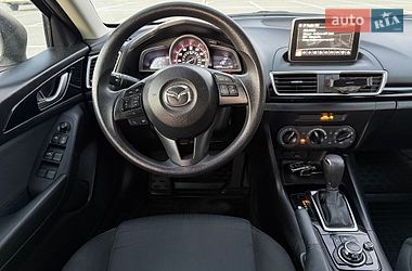 Седан Mazda 3 2015 в Києві