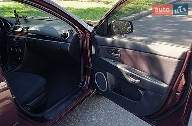 Хетчбек Mazda 3 2006 в Миколаєві