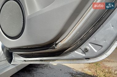 Хетчбек Mazda 3 2003 в Корсунь-Шевченківському