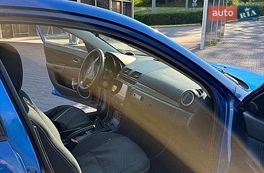 Седан Mazda 3 2005 в Каменском