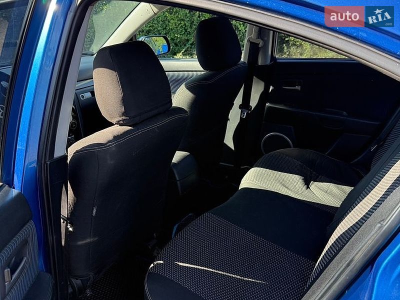 Седан Mazda 3 2005 в Каменском