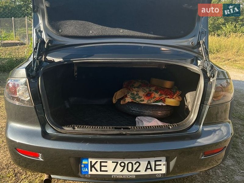 Седан Mazda 3 2008 в Каменском