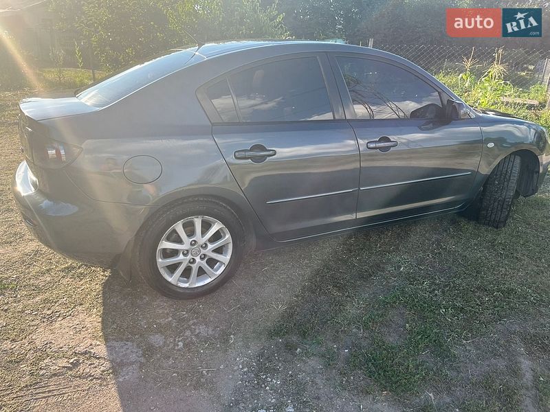 Седан Mazda 3 2008 в Каменском