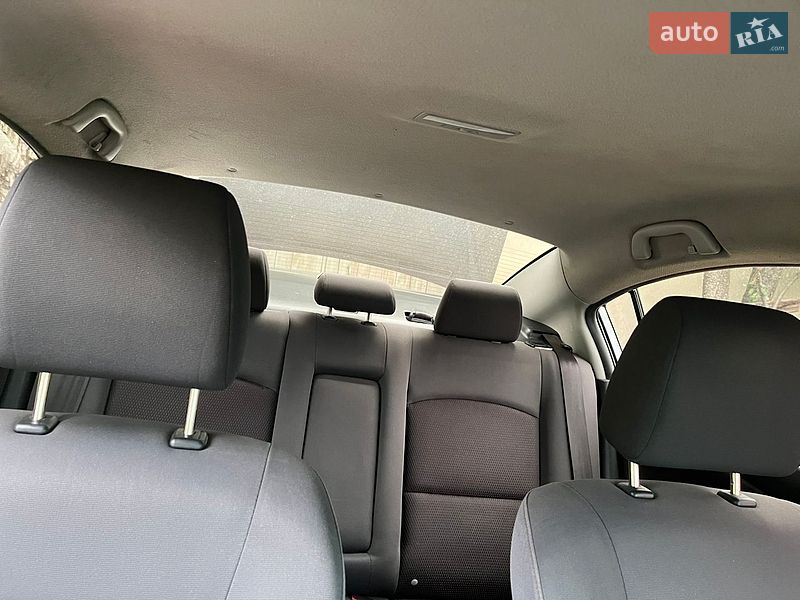 Седан Mazda 3 2008 в Каменском