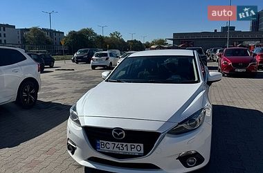 Седан Mazda 3 2014 в Львове