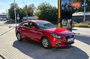 Седан Mazda 3 2013 в Дніпрі